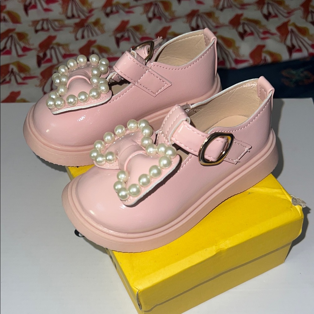 Charming Pink Kids Dress Shoes with Pearl Accents